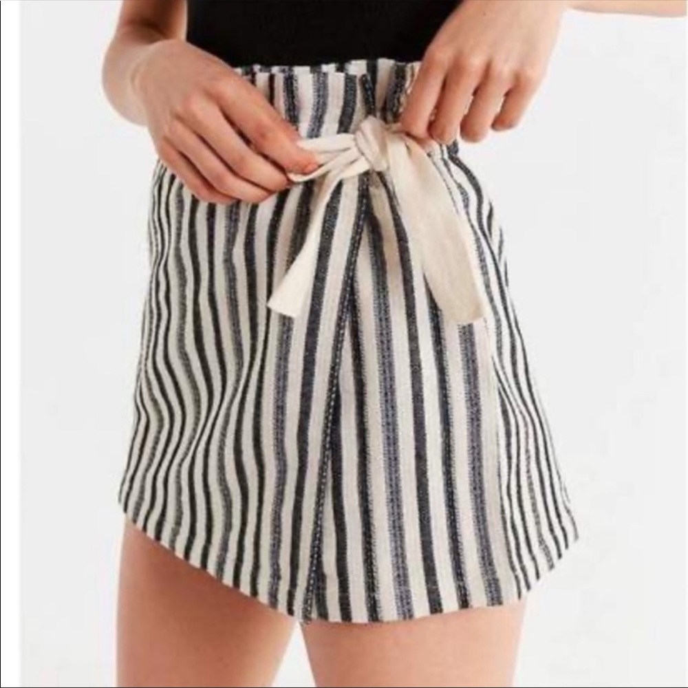 Urban Outfitters Paper Bag Wrap Skort
